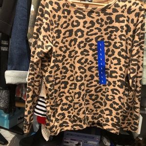 Size L leopard print sweater top